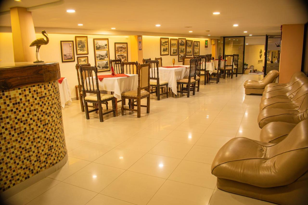 Hotel San Carlos บารังกาแบร์เมฮา ภายนอก รูปภาพ