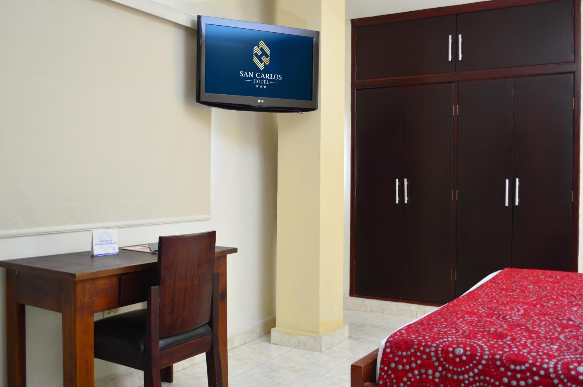 Hotel San Carlos บารังกาแบร์เมฮา ห้อง รูปภาพ