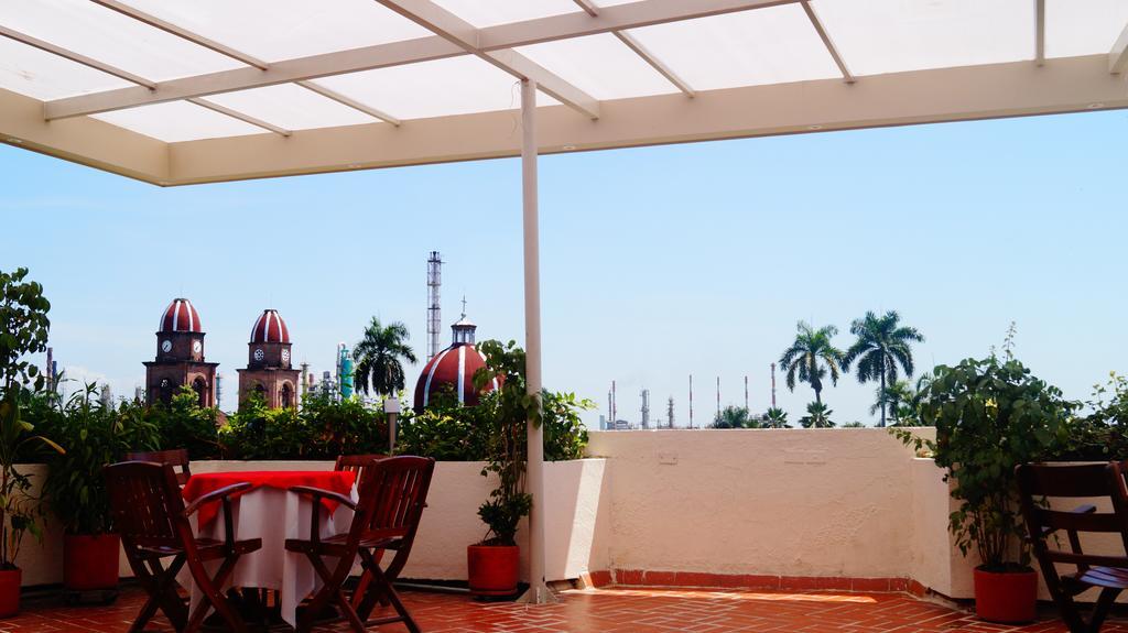 Hotel San Carlos บารังกาแบร์เมฮา ภายนอก รูปภาพ