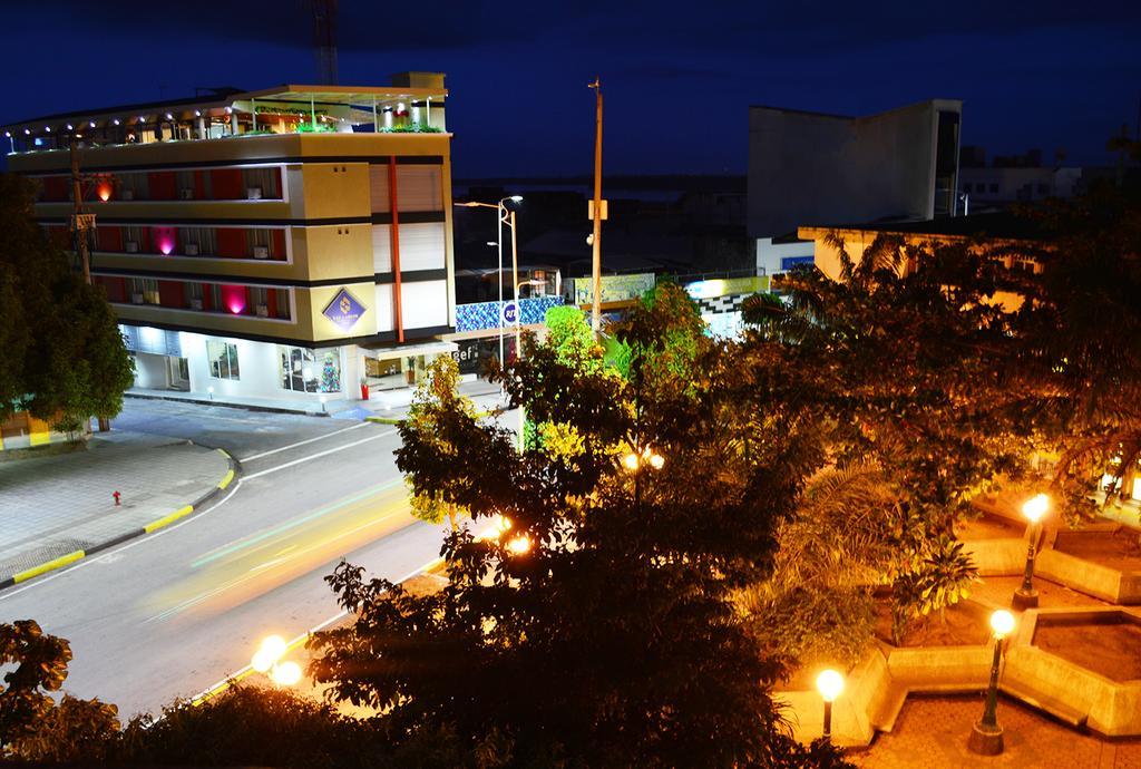 Hotel San Carlos บารังกาแบร์เมฮา ภายนอก รูปภาพ