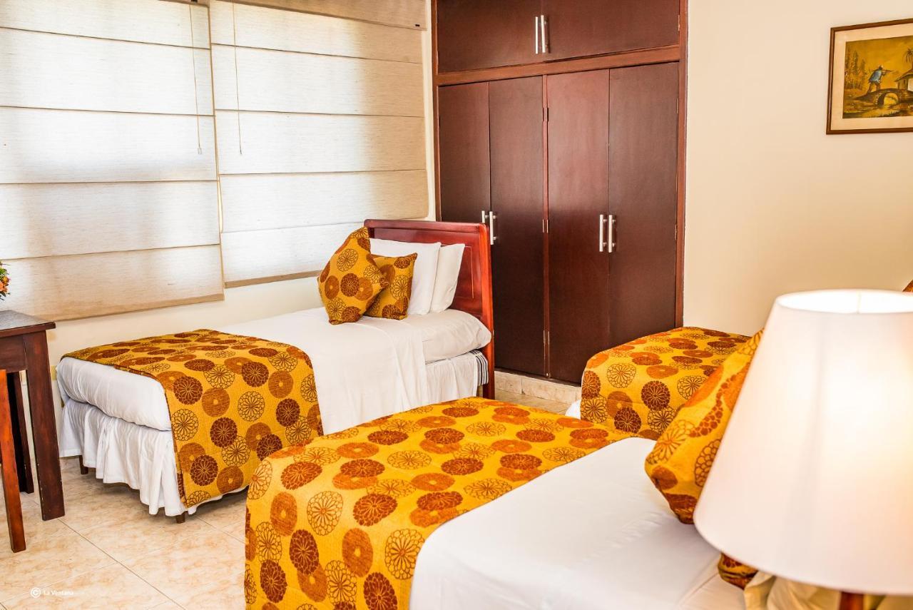 Hotel San Carlos บารังกาแบร์เมฮา ภายนอก รูปภาพ